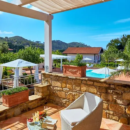 Nocleg ze śniadaniem Cuore Del Cilento Relais&retreat - Nature&relax 4*
