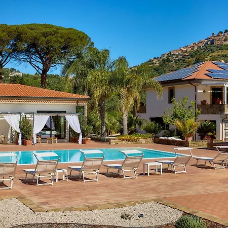Cuore Del Cilento Relais&retreat 3* Castellabate